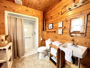 Stargazers Cove Cottages: OTTER COTTAGE - Image 3