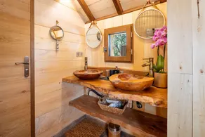 Perched hut & SPA: Béquia på Domaine de Campagnac / private SPA - Image 2