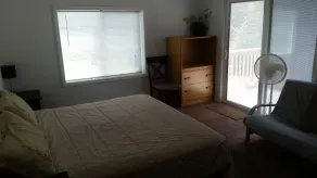 Paradise Cove Harbor ~ 2 Bedroom / 1 Bath Apartment WIFI, Fishing, and Firepit - Image 4