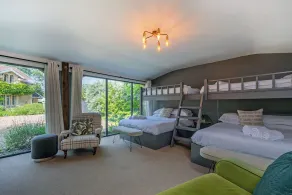 Lavender Lodge - Image 4