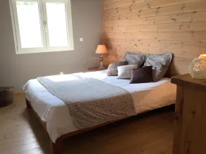Warm, modern wooden house in a quiet location. Sleeps 8. - Image 3