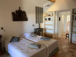 Amazing Villa in the heart of Provence - Image 5