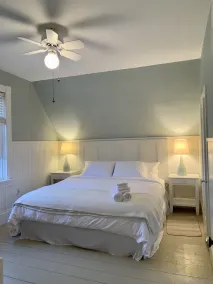 Oceanfront cottage.  Steps to the beach, pet & family friendly. . - Image 5