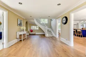 Beautiful Large House Near Beach on the South Coast - Image 2