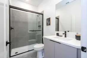 Luxury Villas Collection - Near Parks & Shopping - Image 3
