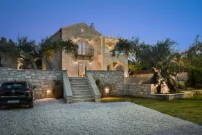 BH413 - R - Villa Chania - Image 5