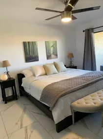 JULIE'S PLACE - Image 4