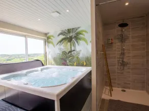 Rural cottage with spa, pets allowed and parking - Image 2