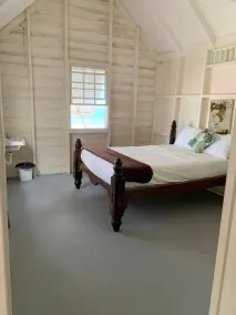 Bathsheba, 4 Bedroom Oceanside Family Getaway. Walk to beach and Soup Bowl. - Image 4