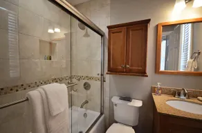 Renovated 2BR Villa with Spa, Water Views & Private Patio with Private Dip Pool! - Image 2