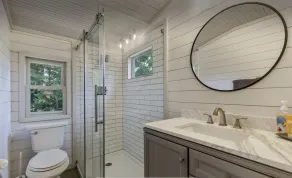 Lake Keowee retreat for 10 with private dock! - Image 3