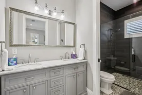 Private Heated Pool & Hot Tub- Steps to St Armands Circle & Walk to Lido Beach! - Image 3