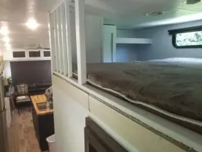 Spacious, private 5th wheel camper - Image 3