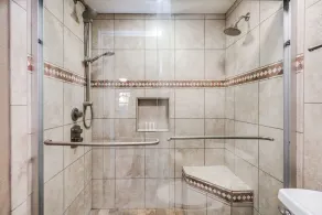 Luxurious First Floor 2 Bedroom Condo with Awesome Views. - Image 4