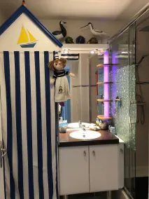 Charmerende lejlighed ved foden af ​​havvand, tæt på indkøbsmuligheder. - Image 2