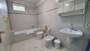 Holiday apartment near the beach and city centre - Image 4