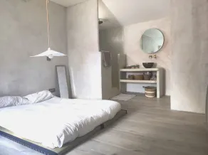 Paisible Appartement Avec sa Cour Fermée - Image 5