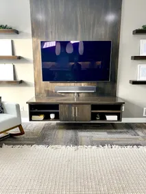 Private, Spacious, Modern Home in Blaine — w/ Pool Table, Sleeps 13+ - Image 3