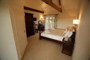 Five Star, Gold Awarded, Barn Conversion In Beautiful Norfolk Hamlet - Image 4