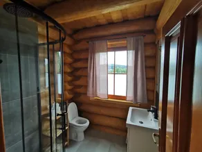 Beautiful wooden chalet for 8 persons - Image 3