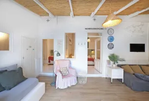 Vita Huset. Hus med pool i Barcelona HUTB-009 161 - Image 4
