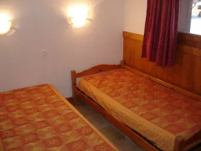 ARCS2000 CHALET / APARTMENT 46m2 with 2 bedrooms with swimming pool, close to the slopes - Image 4
