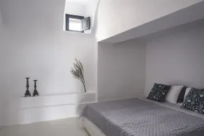 Fava Eco Suites - Master Suite with Outdoor Private Jetted Tub - Image 5