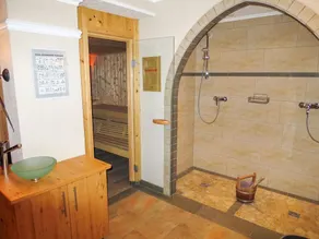 Nice apartment for 5 guests with WIFI and TV - Image 4