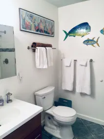 Fully Renovated 5-star Rating Beach House in Seaview, Fire Island - Image 3