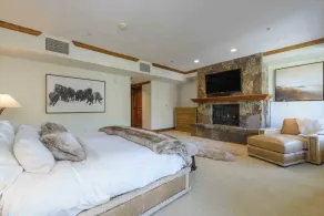 Luxe Summer Home by InvitedHome | Private Patio, Near Beaver Creek Trailhead - Image 5