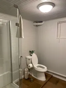 Beautiful & Large Garden Level Studio - Image 3