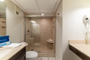 Sunset Place Edgewater 409T3-Beachfront-1Bd/1Ba/Sleeps 4-Peace, Love & Sunsets! - Image 3