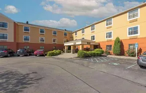 Studio 6 Corporate Extended Stay Buffalo Amherst NY - Image 5