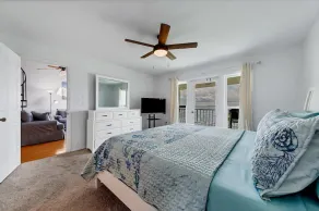 Cute Waterfront Condo Water Views Heated Pool - Image 5