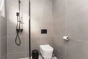 Luxury D Apartments - Image 5