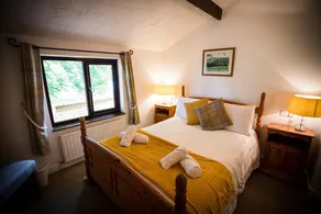 Cuckoo's Nest - Dog Friendly Cottage with a hot tub sleeping 6-8 - Image 4