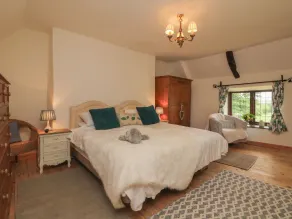 South Honeycroft Thatch - Image 5