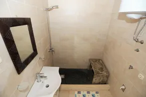 House Kia - Image 4