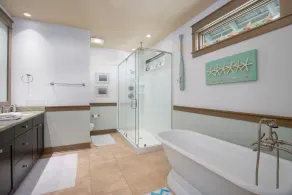 Four C's Retreat - Lavish Home with Private Boardwalk Access to the Beach - Image 2