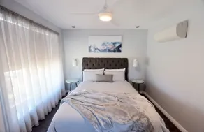 Luxury beachside accommodation in Robe - Image 3