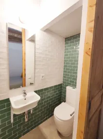 Charming Loft in the Historic Center of Manresa. - Image 2