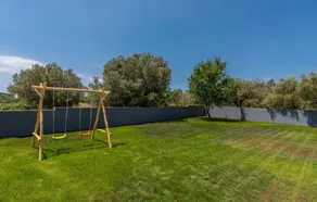 Luxury Villa Immensity with Pool - Image 2