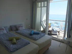 Penthouse de luxe dans la PREMIERE LIGNE par la mer avec vue sur l'eau de 180 degrés - Image 3