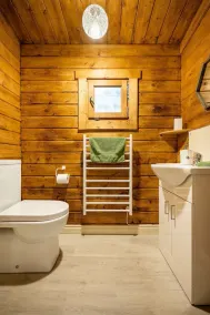 Private luxury log cabin with hot tub and stunning views! - Image 4