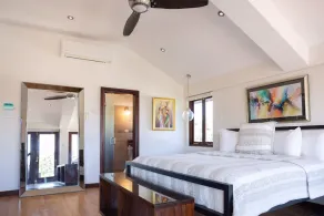Luxury Oceanfront Villa @ Chukka Cove, St Ann, private deck, sleeps upto 6, cook - Image 5