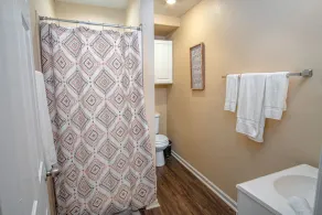 Houston St Guest house near Downtown/Military base - Image 3
