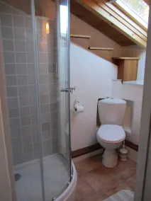 A little piece of heaven, set amongst stunning scenery of mountain and sea views - Image 2