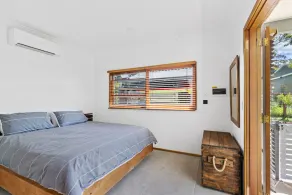 Bendy Beach Bungalow - Image 4