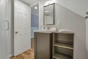3 Bedroom 2 Bathroom + Fenced yard - Image 5