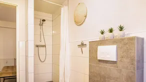 Appartamento 'Becks Schöne Ferienwohnung' con terrazza privata, giardino privato e Wi-Fi - Image 3